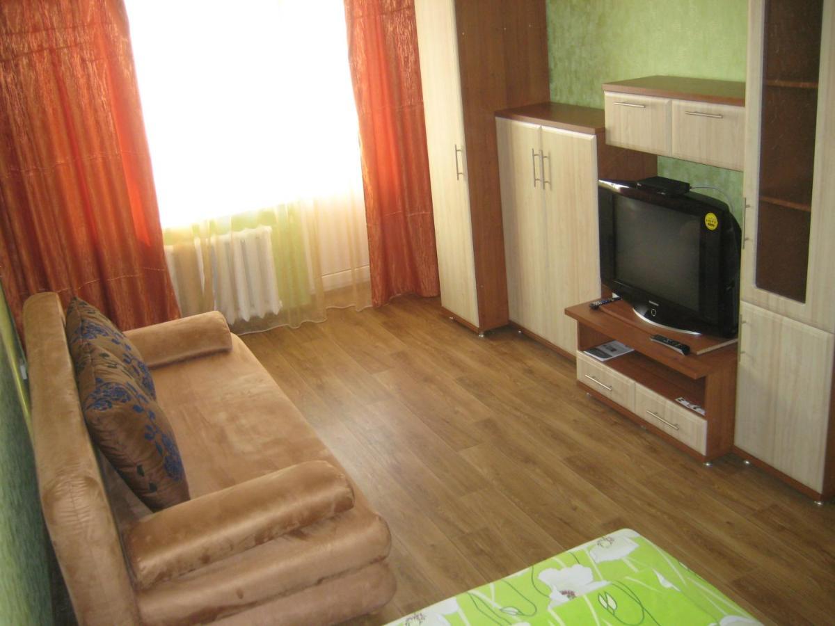 Комфортная 1-Комнатная Новопречистенская 1 Cherkasy Luaran gambar